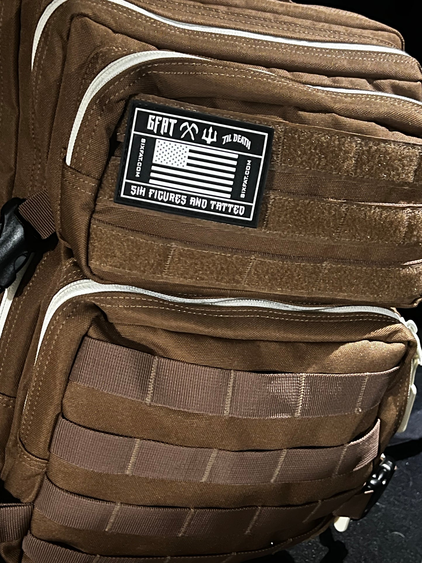 6FAT EXECUTIVE SNAPBACK